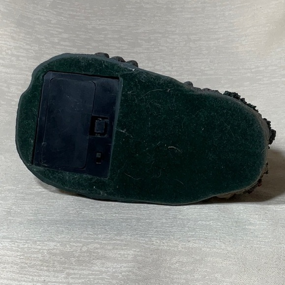 Thomas KInkade Lighted Church House Card Holder Figurine - Picture 8 of 11